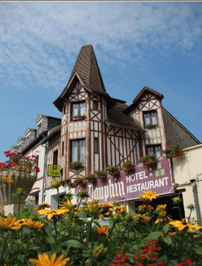 Logis Hotel Et Restaurant Du Dauphin Sées Exteriér fotografie