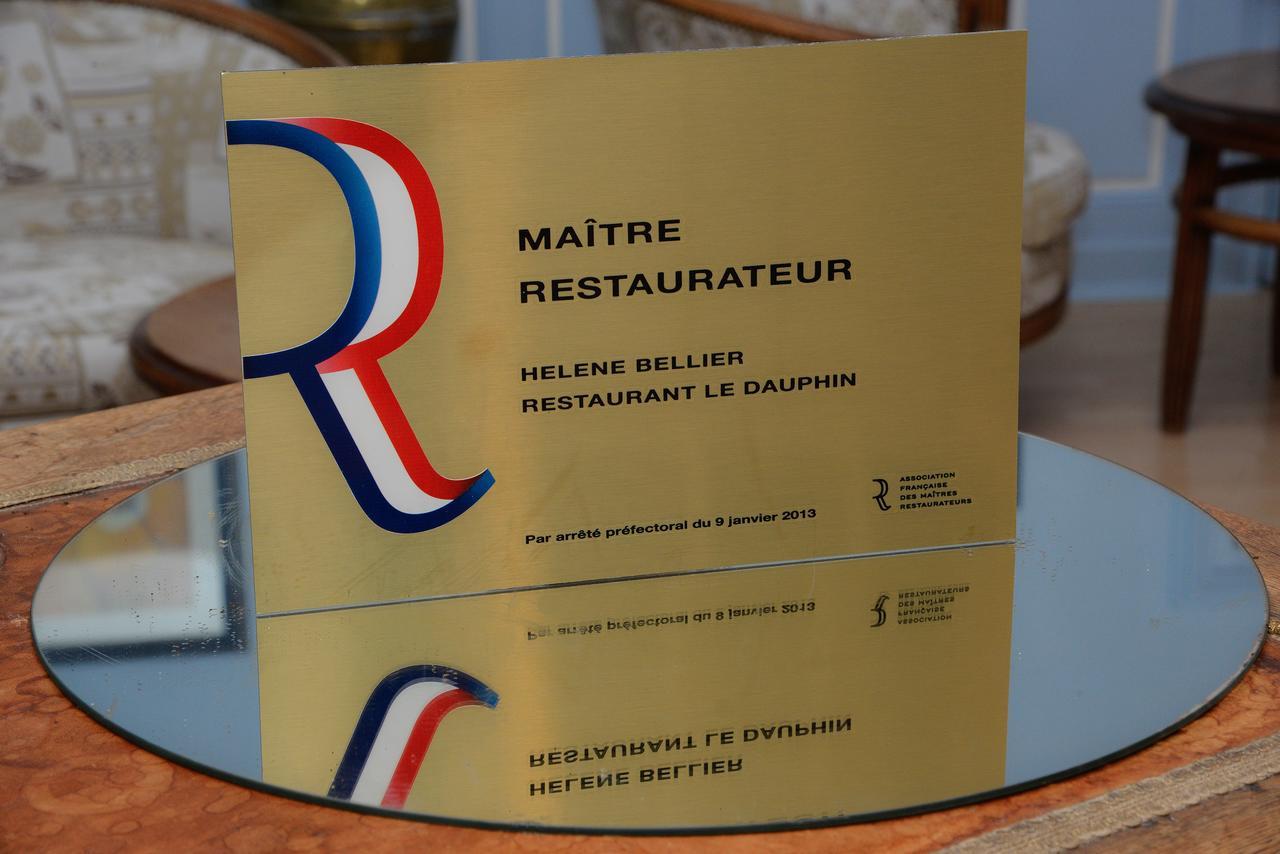 Logis Hotel Et Restaurant Du Dauphin Sées Exteriér fotografie